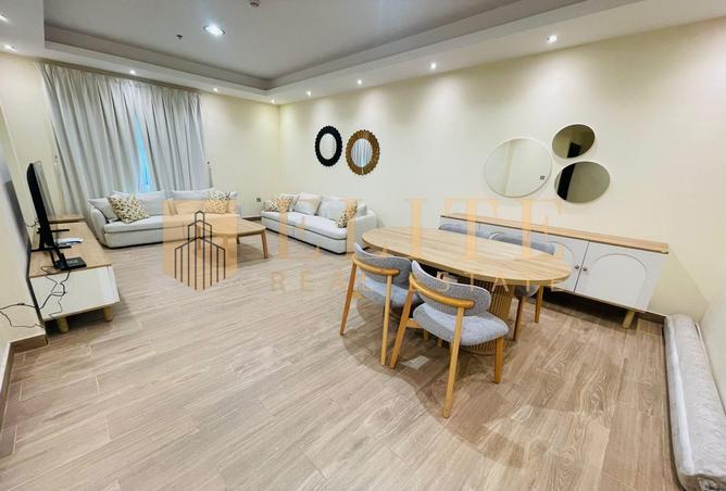 965310 - Property Image 2