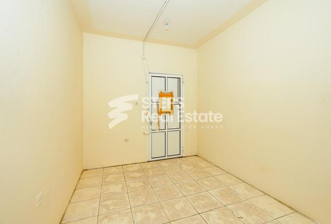 950091 - Property Image 2