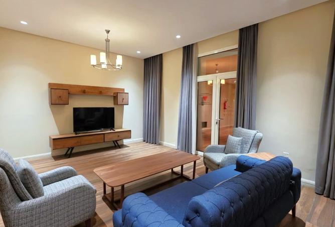 984858 - Property Image 2