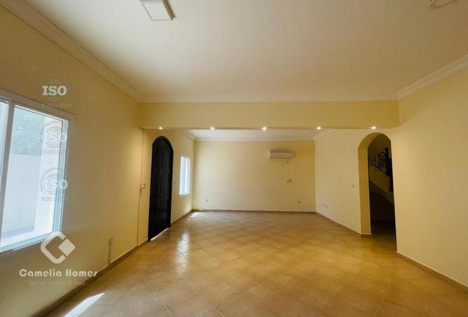 980333 - Property Image 2