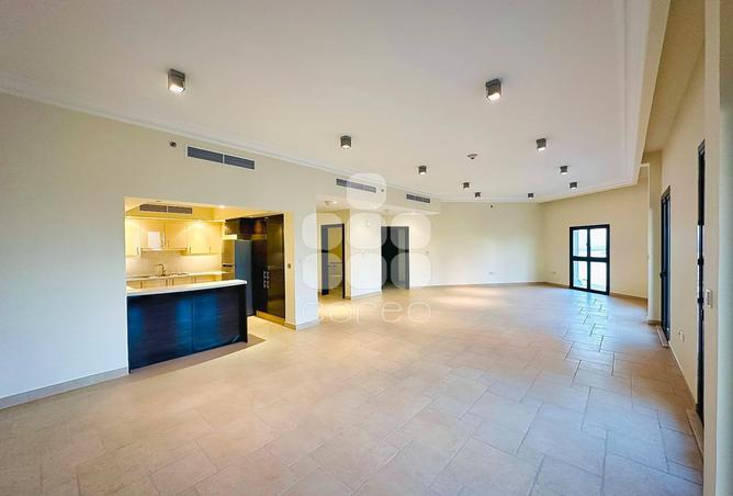 929434 - Property Image 3