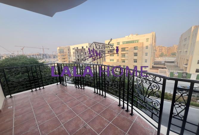 963179 - Property Image 3