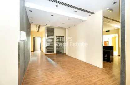 مساحات مكتبية - استوديو - 4 حمامات للايجار في السودان - السودان - الدوحة مساحات مكتبية - استوديو - 4 حمامات للايجار في السودان - السودان - الدوحة