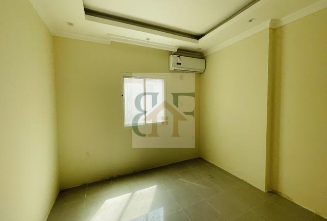 994161 - Property Image 2