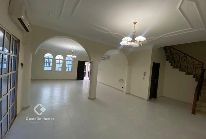 946540 - Property Image 2