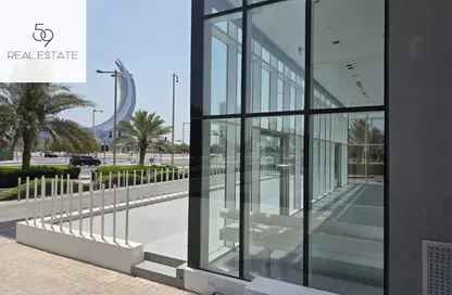 محل تجاري - استوديو - 2 حمامات للايجار في مارينا رزيدانس 16 - منطقة المارينا - الوسيل