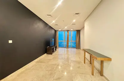 Apartment - 1 Bedroom - 2 Bathrooms for rent in Zig Zag Towers - West Bay - Doha