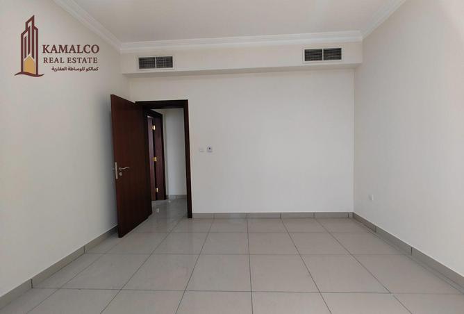 963918 - Property Image 3
