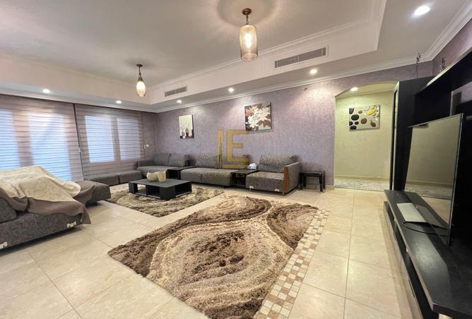 985816 - Property Main Image