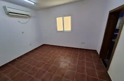 Apartment - 2 Bedrooms - 3 Bathrooms for rent in Old Airport Road - Old Airport Road - Doha