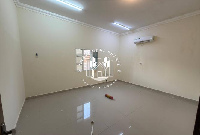 997659 - Property Image 2