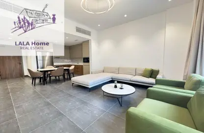 Apartment - 1 Bedroom - 1 Bathroom for rent in Ramada Commercial Building - Al Rawabi Street - Al Muntazah - Doha
