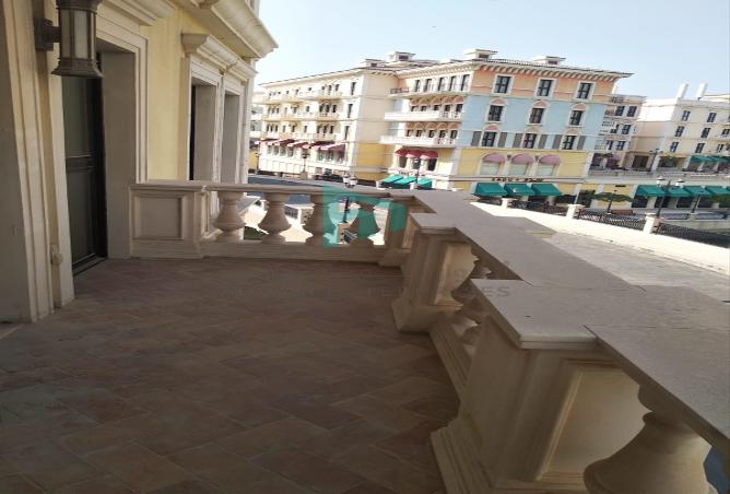 942648 - Property Image 2