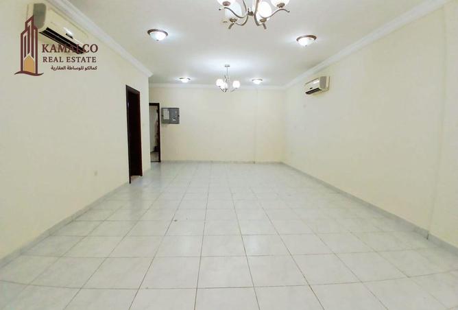 963830 - Property Image 2