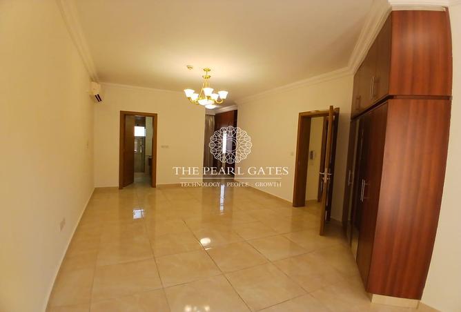 968466 - Property Image 2