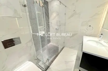 Apartment - 3 Bedrooms - 5 Bathrooms for sale in Gewan Island - The Pearl Island - Doha