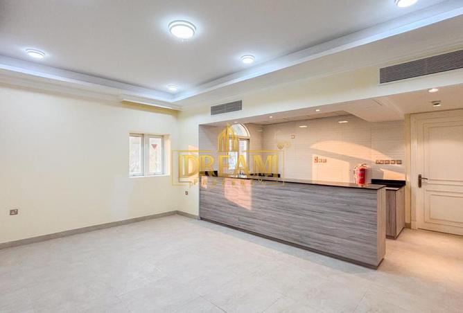 981722 - Property Main Image