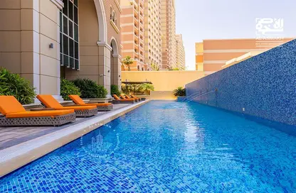 Apartment - 1 Bedroom - 2 Bathrooms for rent in Tower 26 - Viva Bahriyah - The Pearl Island - Doha