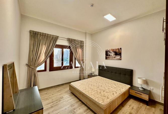 954121 - Property Image 2