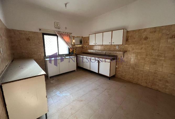 953161 - Property Image 3