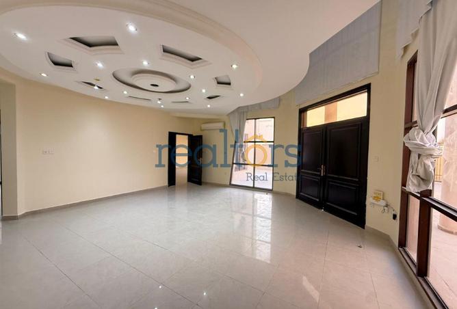 949493 - Property Image 3