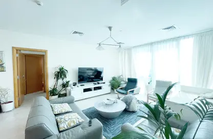 Apartment - 2 Bedrooms - 3 Bathrooms for sale in Zig Zag Towers - West Bay - Doha Apartment - 2 Bedrooms - 3 Bathrooms for sale in Zig Zag Towers - West Bay - Doha