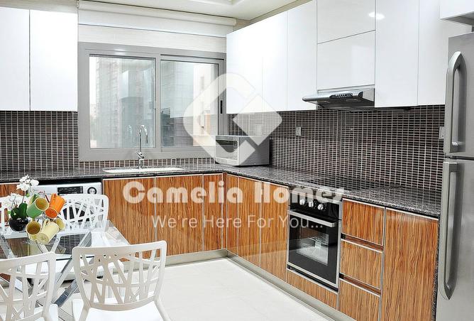 987395 - Property Image 3