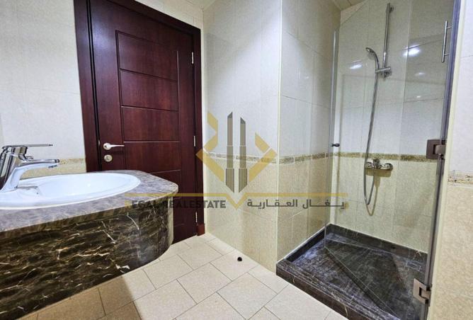 960721 - Property Image 3