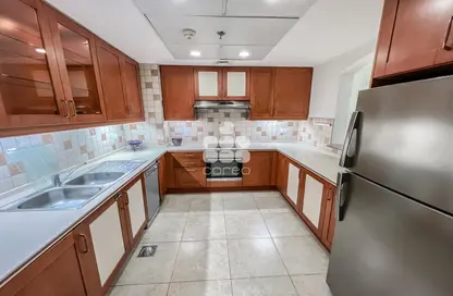 Apartment - 1 Bedroom - 2 Bathrooms for rent in West Porto Drive - Porto Arabia - The Pearl Island - Doha