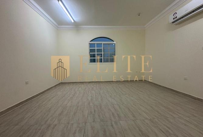 982940 - Property Main Image