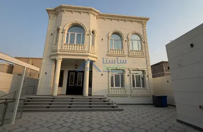 فيلا - 8 غرف نوم - 8 حمامات للايجار في شارع الحمرا - الثمامة - الدوحة