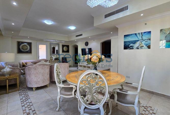 966423 - Property Image 2