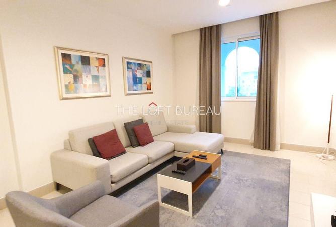 906583 - Property Image 2