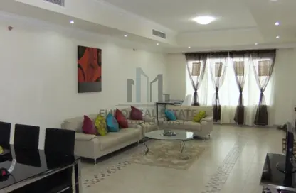 Apartment - 2 Bedrooms - 3 Bathrooms for sale in East Porto Drive - Porto Arabia - The Pearl Island - Doha