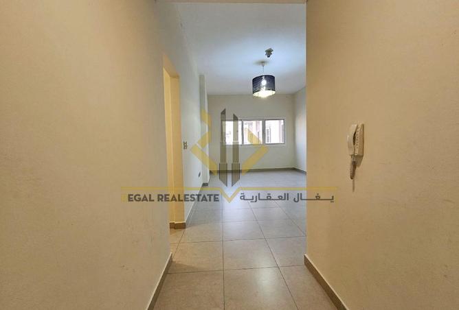 933976 - Property Image 2