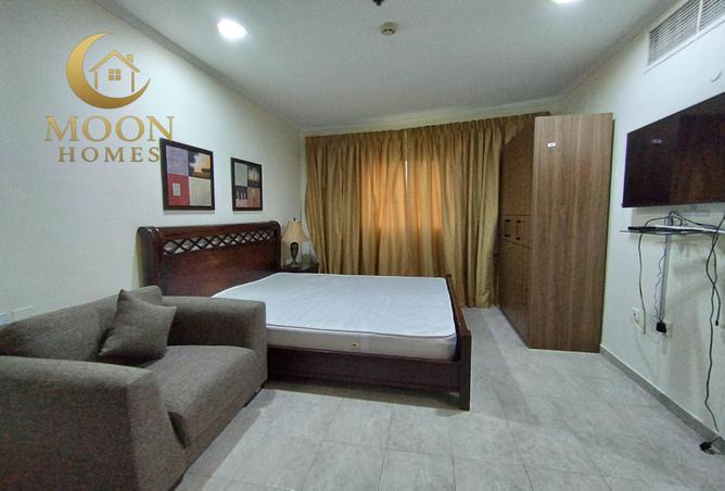 976407 - Property Main Image