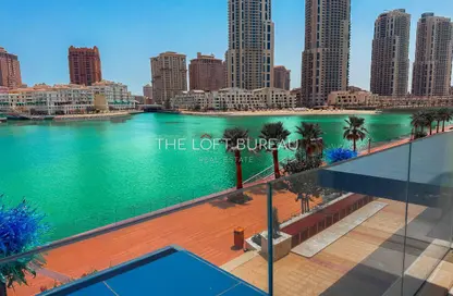Apartment - 1 Bedroom - 2 Bathrooms for rent in Gewan Island - The Pearl Island - Doha