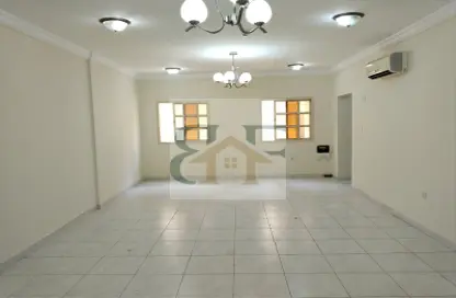Apartment - 3 Bedrooms - 3 Bathrooms for rent in Al Mansoura - Al Mansoura - Doha