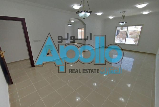 932249 - Property Main Image