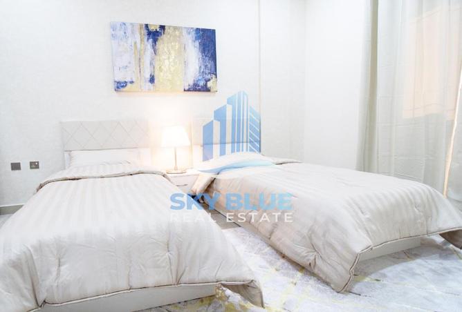 698396 - Property Image 2