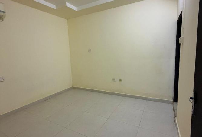 996243 - Property Main Image