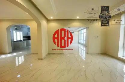 Apartment - 3 Bedrooms - 4 Bathrooms for rent in Wadi Al Markh - Muraikh - AlMuraikh - Doha