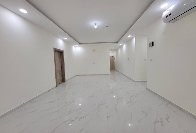 956840 - Property Image 3