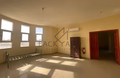 Villa - 7+ Bedrooms - 7+ Bathrooms for rent in Al Dhakhira - Al Thakhira - Al Khor