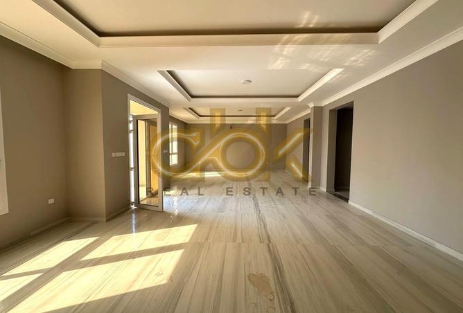 935110 - Property Image 3