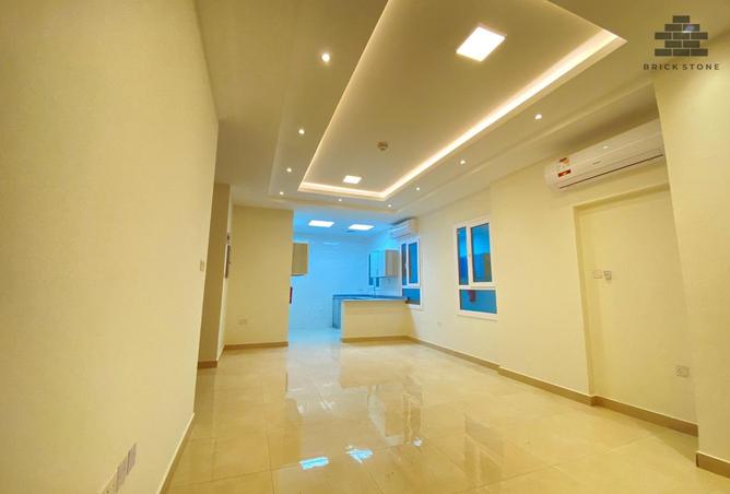 905028 - Property Image 2