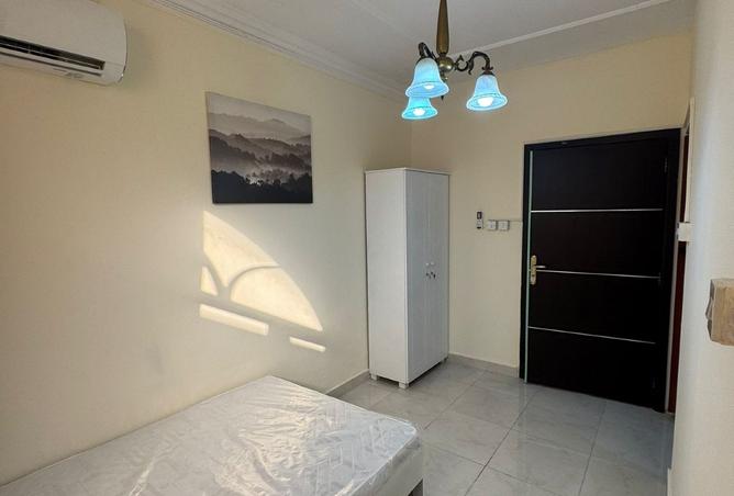 953734 - Property Image 2