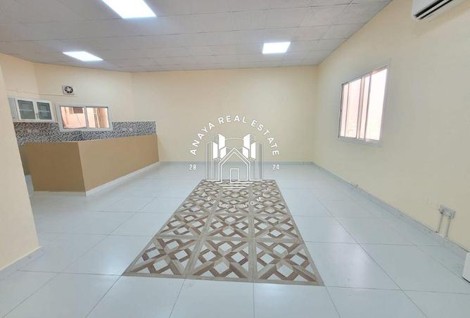 978388 - Property Image 2