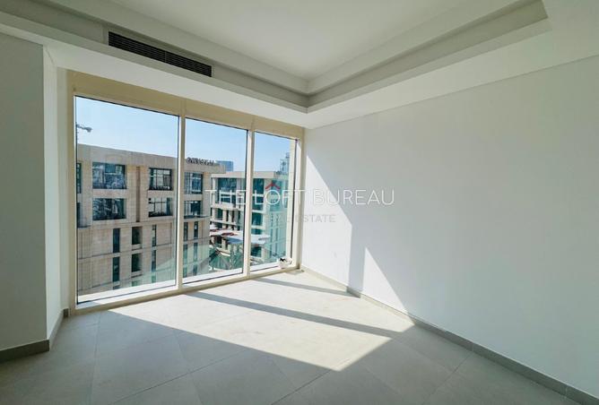 884609 - Property Image 2