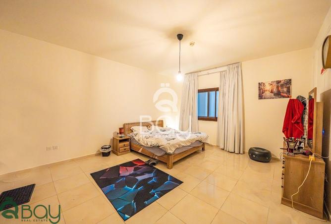 996312 - Property Image 3